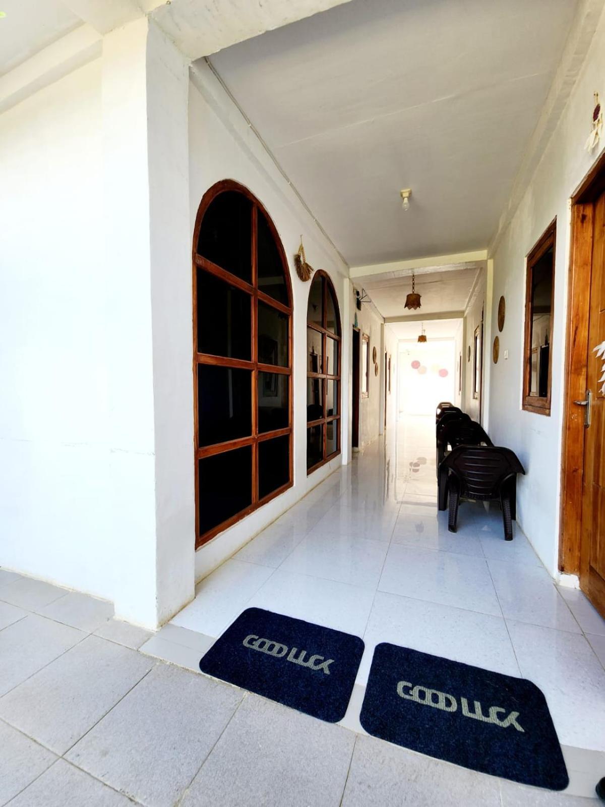 D'Flora Homestay 纳闽巴霍 外观 照片