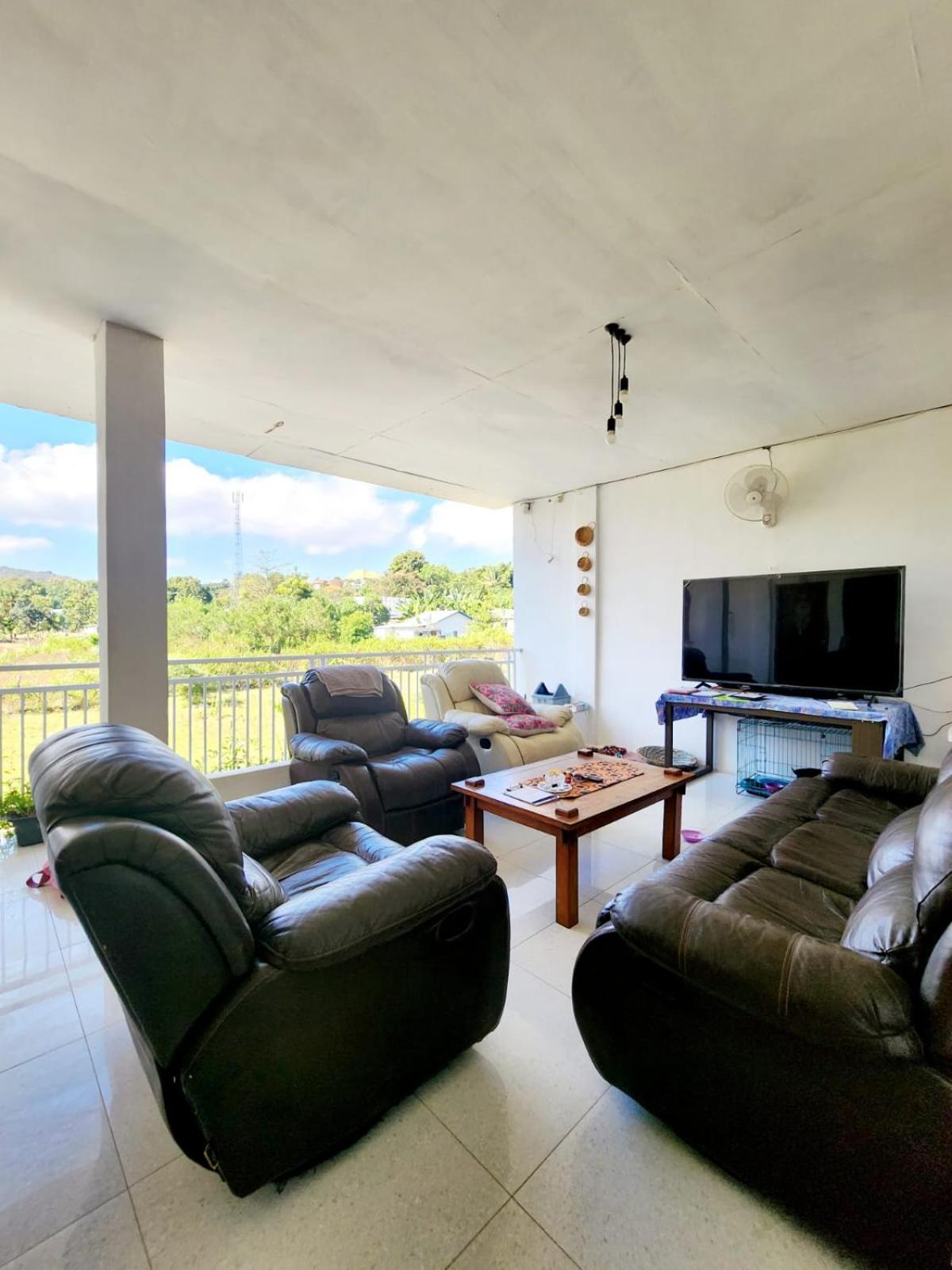 D'Flora Homestay 纳闽巴霍 外观 照片