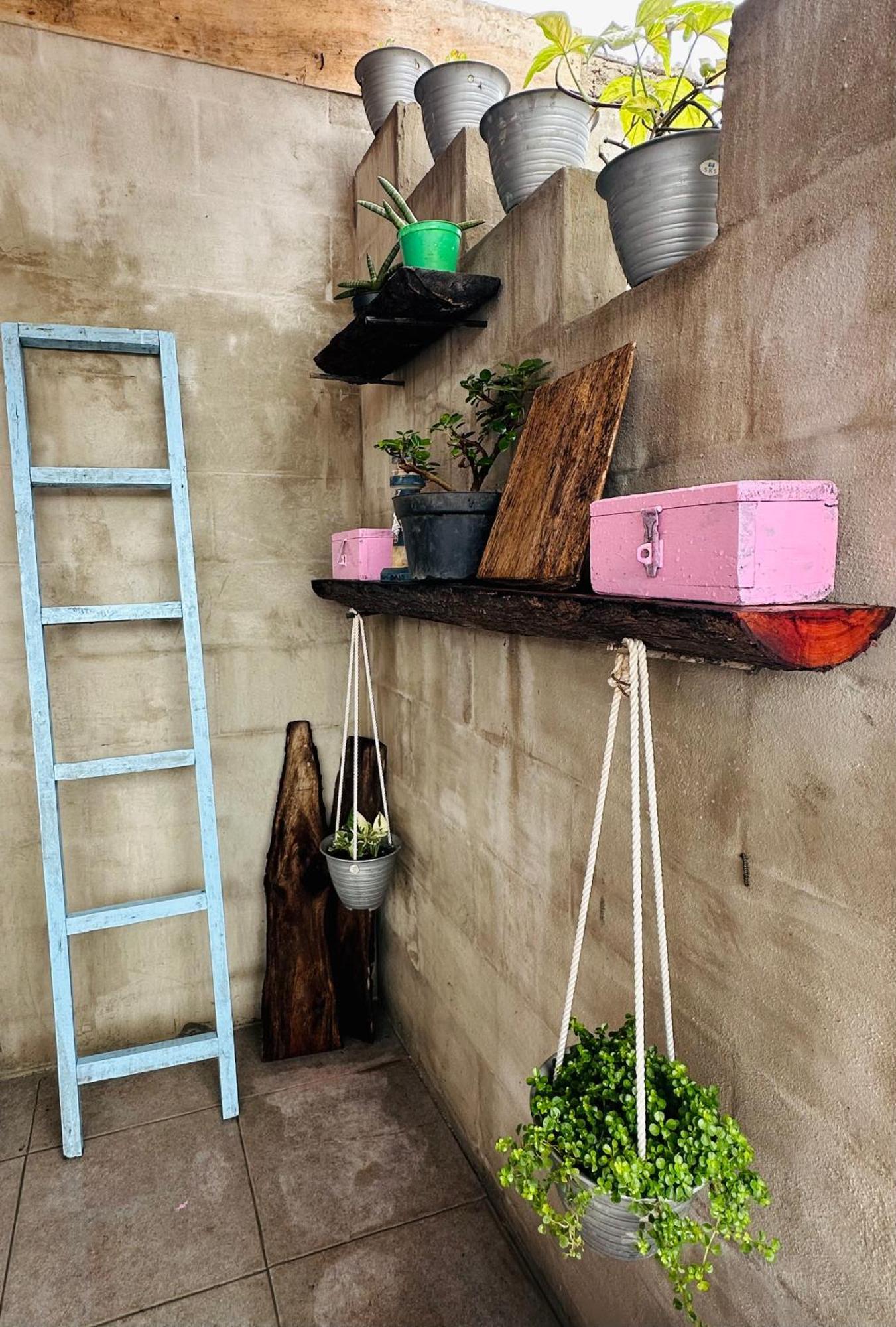 D'Flora Homestay 纳闽巴霍 外观 照片