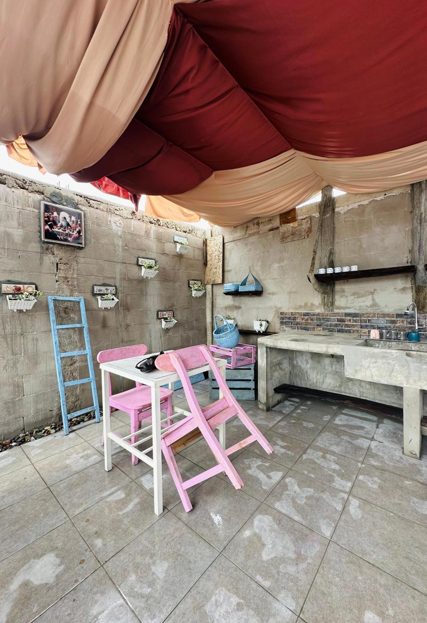 D'Flora Homestay 纳闽巴霍 外观 照片